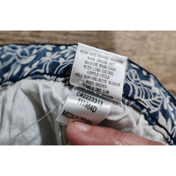 Altar'd State Womens Boho Flare Jeans Size 31 Blue Denim Floral Bell Bottom - Picture 8 of 12